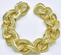 Tiffany & Co. Gorgeous Bold Gold Link Bracelet